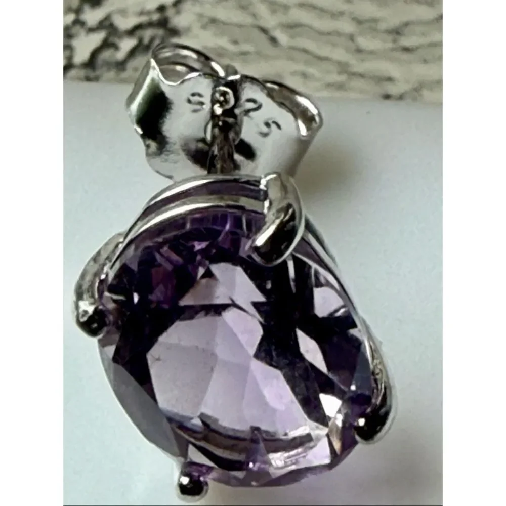 Oval Amethyst Stud Earrings Sterling Silver Elegant Purple Gemstone Classics New